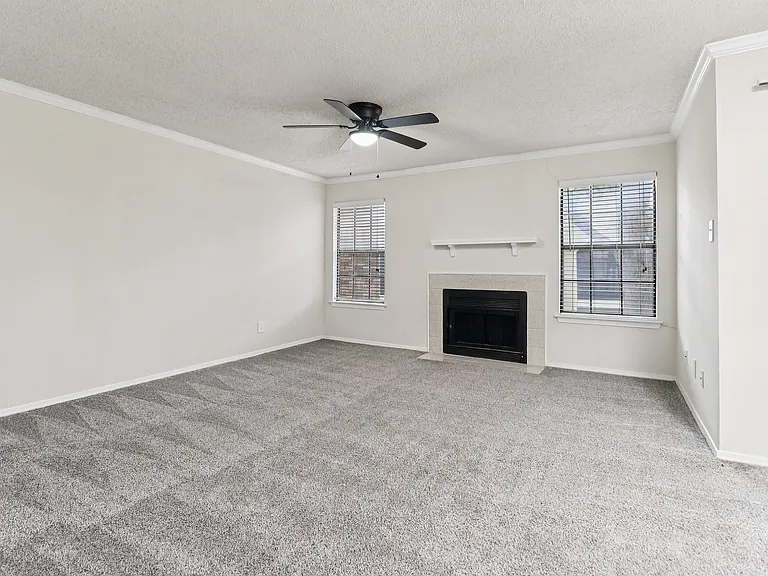 B2 Livingroom from hall entry