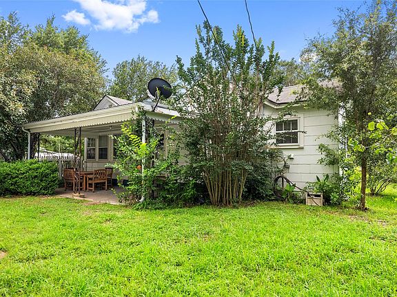 5th image of 513 N Avenue F