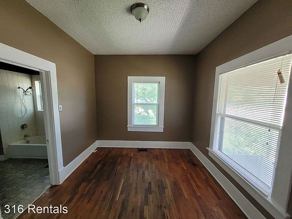 5th image of 157 N Millwood St #11158585