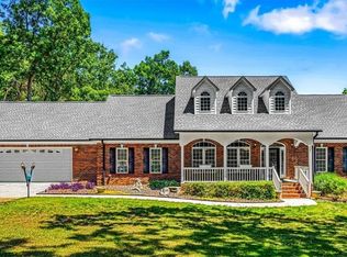 2668 Mountain Oak View Dr, Asheboro, NC 27205