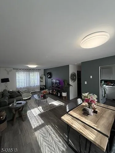 1016 Hillside Ave #6 Photo 1