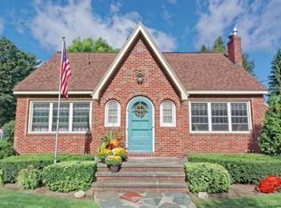 2113 Van Wormer Rd, Schenectady, NY 12303