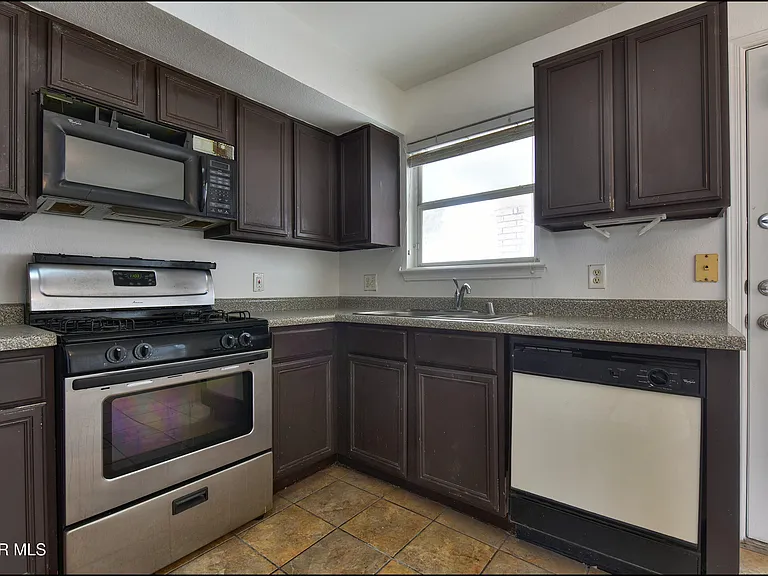 7958 Starry Night Dr — Photo 17