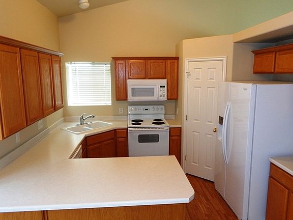 4th image of 6408 S High Bluff Dr