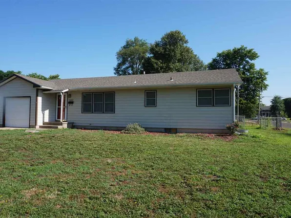 1400 NW 4th St, Abilene, KS 67410