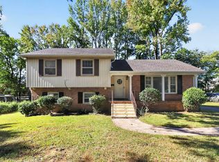 5200 Amity Pl, Charlotte, NC 28212