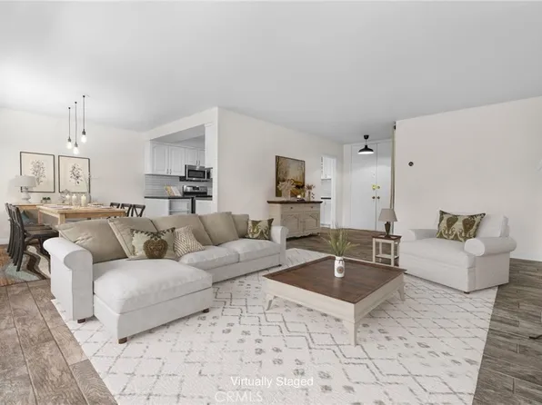 10707 Camarillo St APT 105, North Hollywood, CA 91602