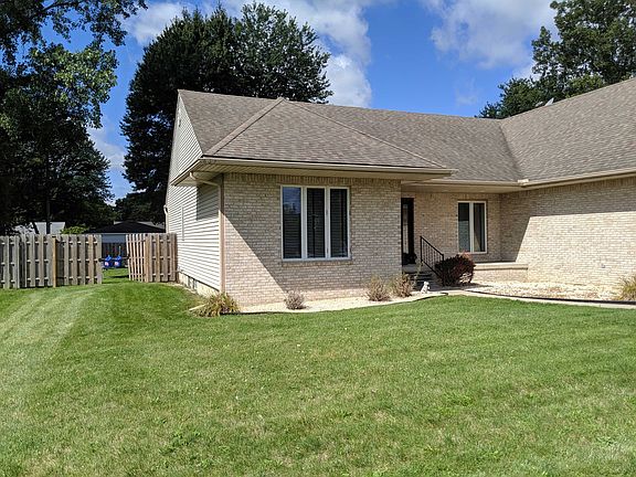 Left Side /w Gate Entry