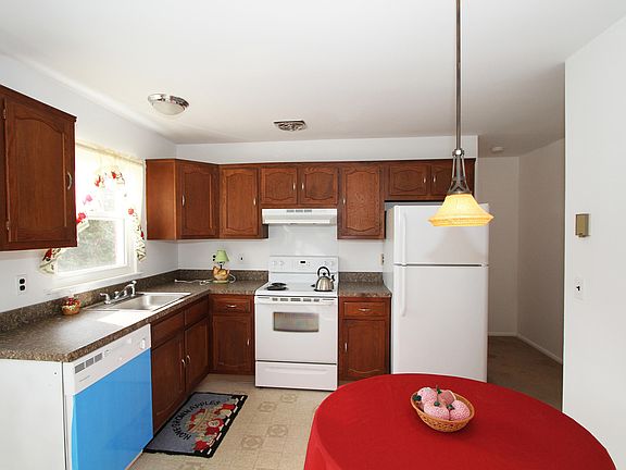 2nd image of 18 Homestead Drive #A