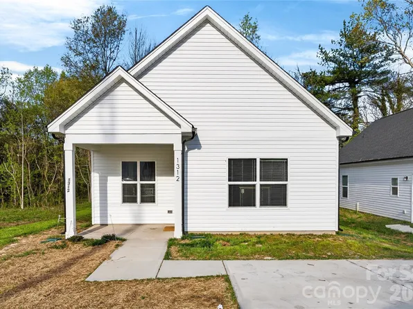 1312 7th St, Statesville, NC 28677