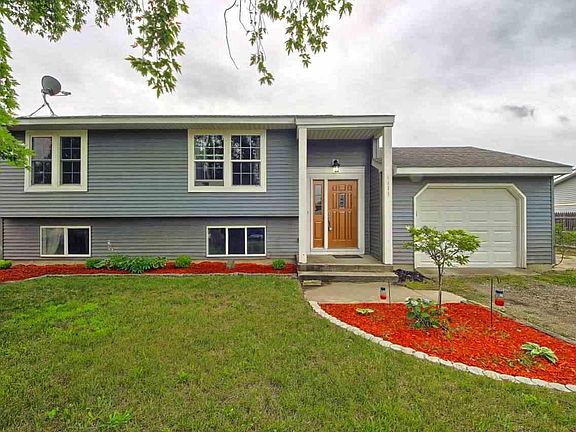 2nd image of 4911 Candlewood Ln