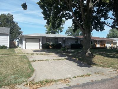 1907 Cedar St, Yankton, SD, 57078