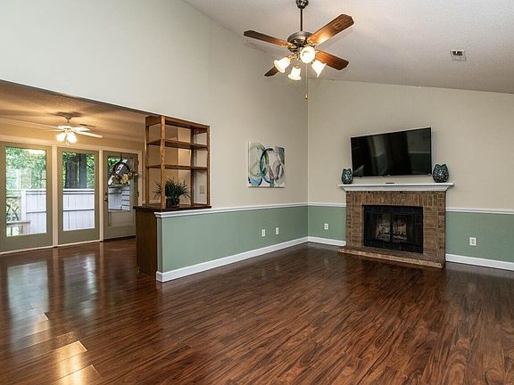 3rd image of 500 W Woodcroft Pkwy APT 5D
