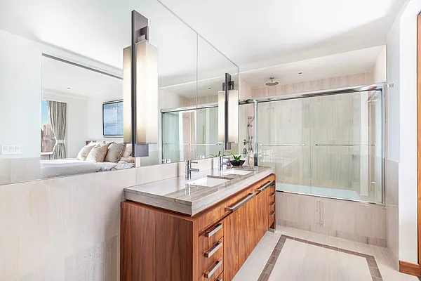 Rented by Compass | media 14