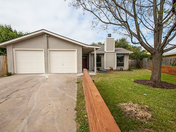 3rd image of 2403 Kumquat Ct