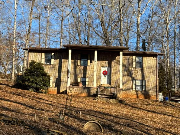 130 Catherine Ln, Harriman, TN 37748