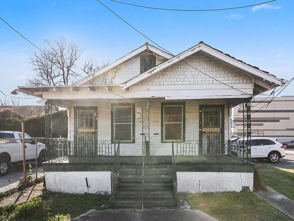 1st image of 2918 Cadiz St