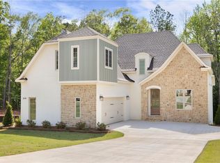 2049 Arrowhead Ave, Opelika, AL 36801