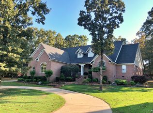 1005 Golf Course Dr, Searcy, AR 72143