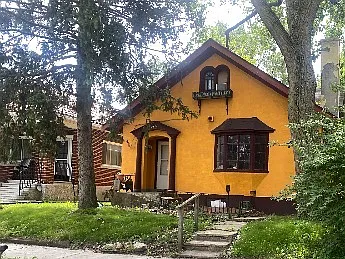 2909 E 17th St Photo 1
