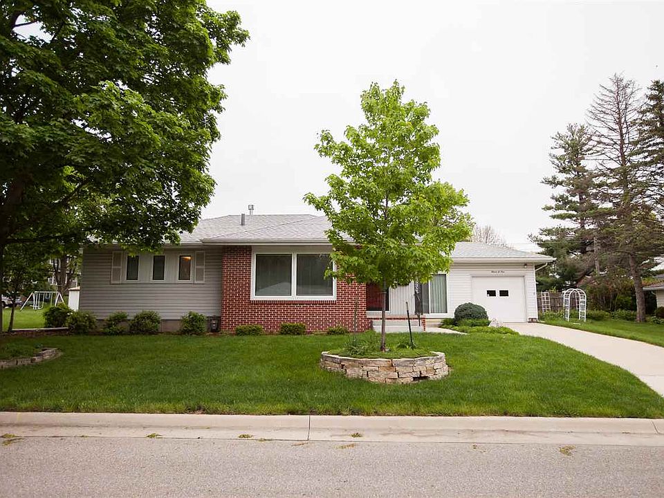 1st image of 1109 Floral Ct