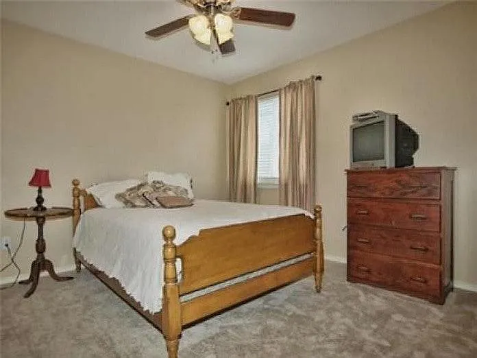 800 Bull Creek Pkwy — Photo 28