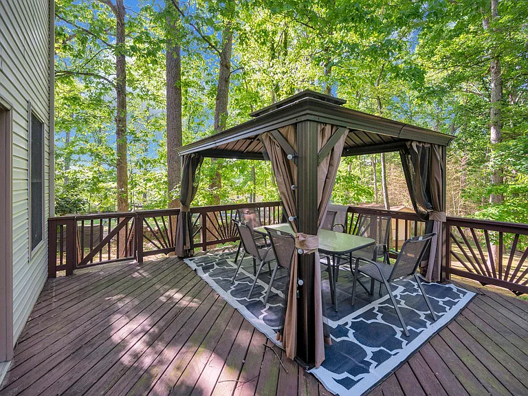 58 Baldwin Dr — Photo 31