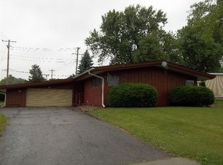 6 W Olive St, Marshalltown, IA 50158