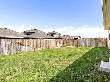 112 Falkland St — Photo 25
