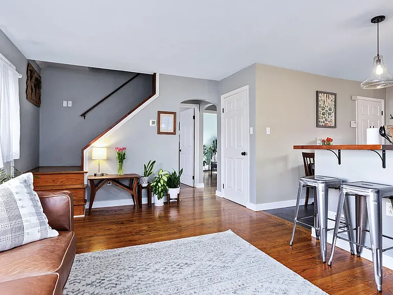 1002 Shakespeare Ave — Photo 15