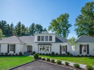 369 Shunpike Rd, Chatham, NJ 07928