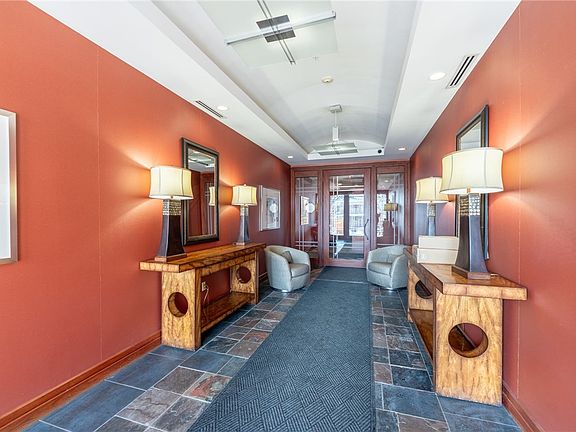 2nd image of 5859 Beacon St APT 2003