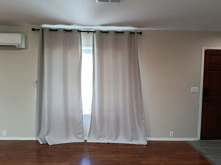 10404 Griffith Park Dr NE — Photo 7