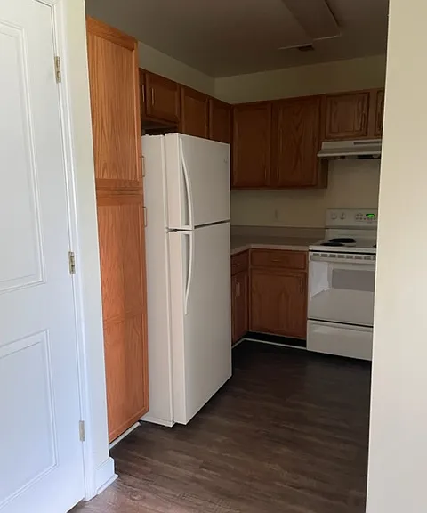College Hill West Point Apts — Photo 1