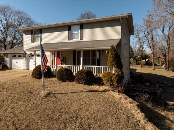 310 Fairview Ln, Desloge, MO 63601
