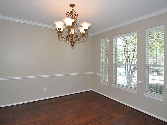 4th image of 7403 Pine Arrow Ct