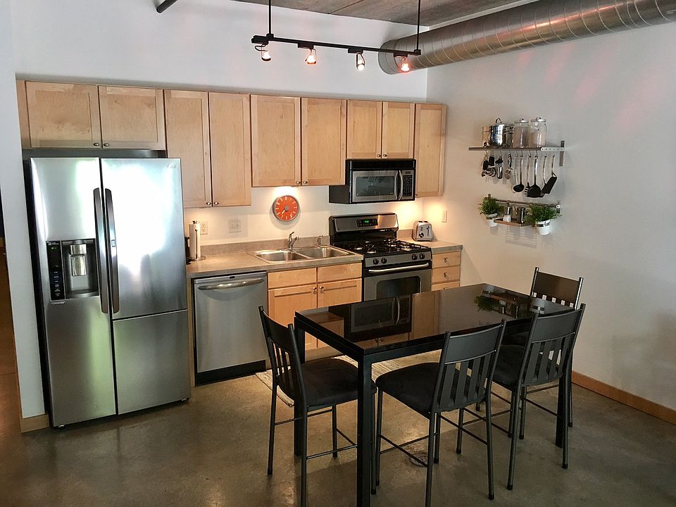 1st image of 710 N 4th St Unit 110