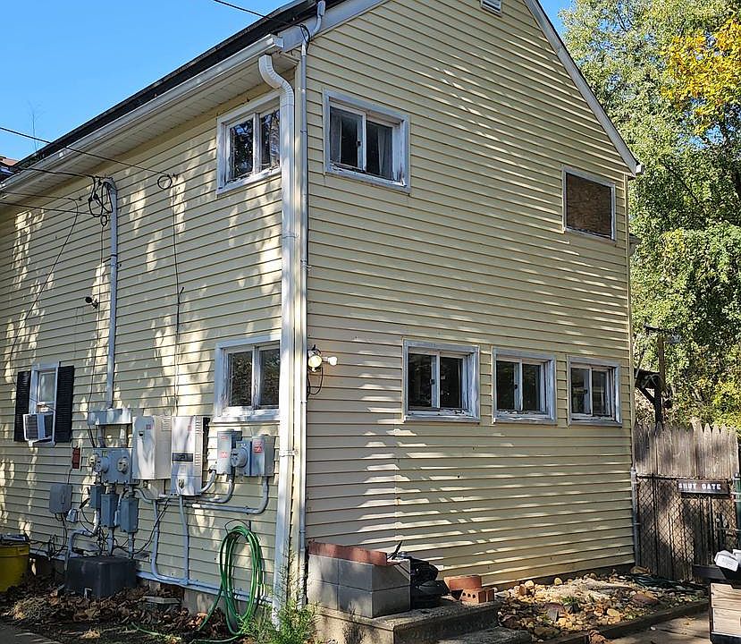 2nd image of 96 Martins Ln