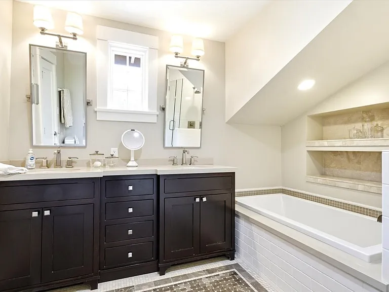 1418 E Federal Way — Photo 27