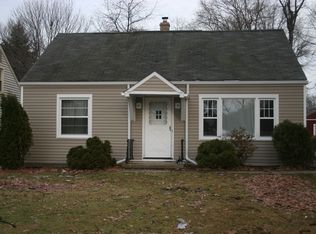 1374 Jonathan Ave SW, North Canton, OH