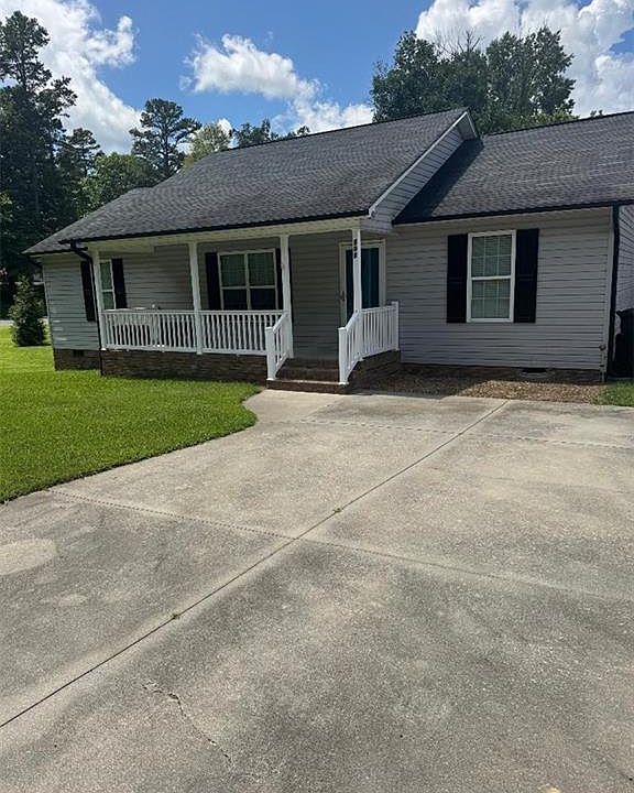 1st image of 207 Willowbrook Dr