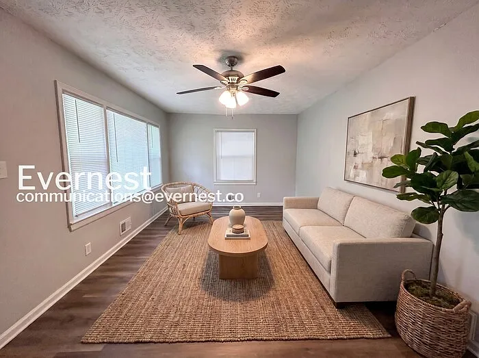 1598 San Gabriel Ave — Photo 3