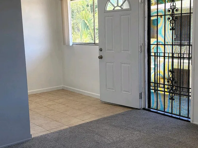 10136 Scott Ave — Photo 6