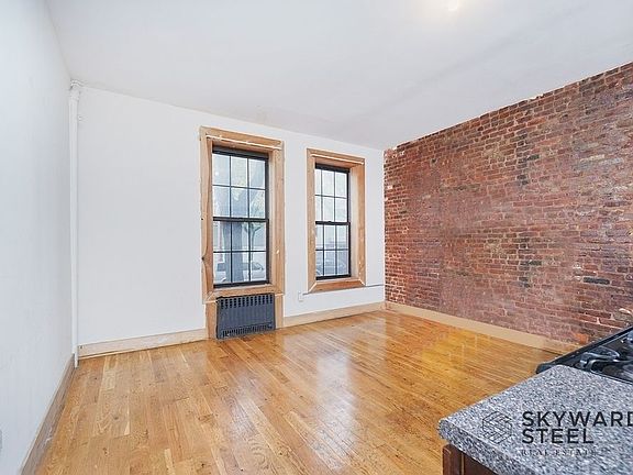 2nd image of 360 Franklin Ave #1A