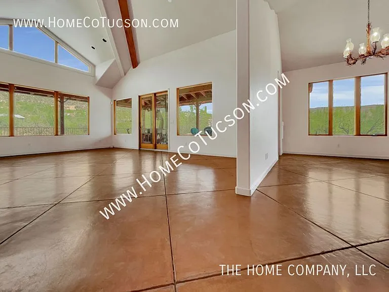 12235 E Horsehead Rd — Photo 6