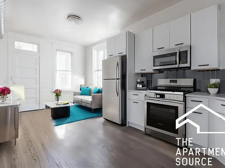 1841 N Kedzie Ave #2R — Photo 1