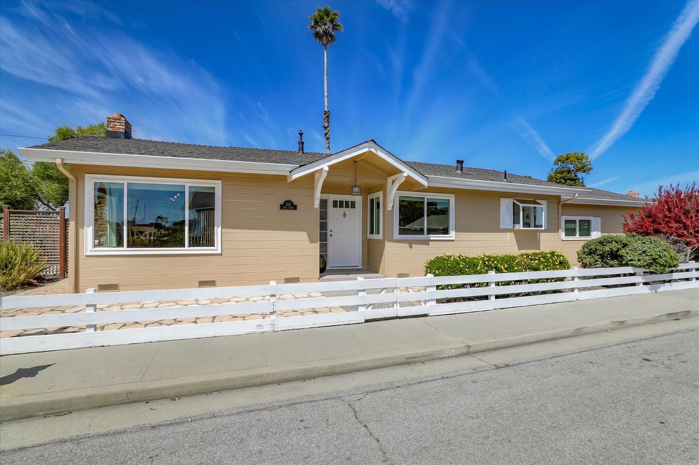 201 John St Santa Cruz CA 95060 Zillow