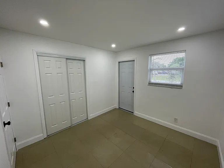 2321 NW 23rd Ln #2 — Photo 8