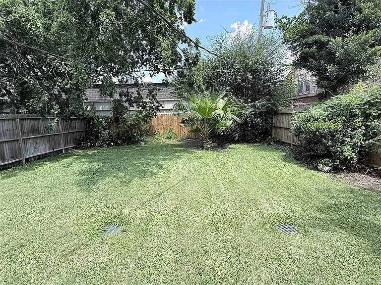 1611 Potomac Dr — Photo 27