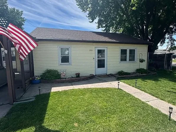 201 S 13th St, Ord, NE 68862